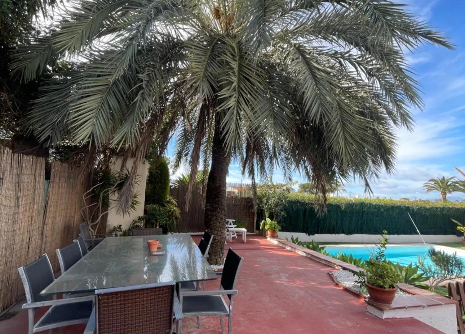 度假居 Chalet En La Playa Con Piscina 马尔韦利亚