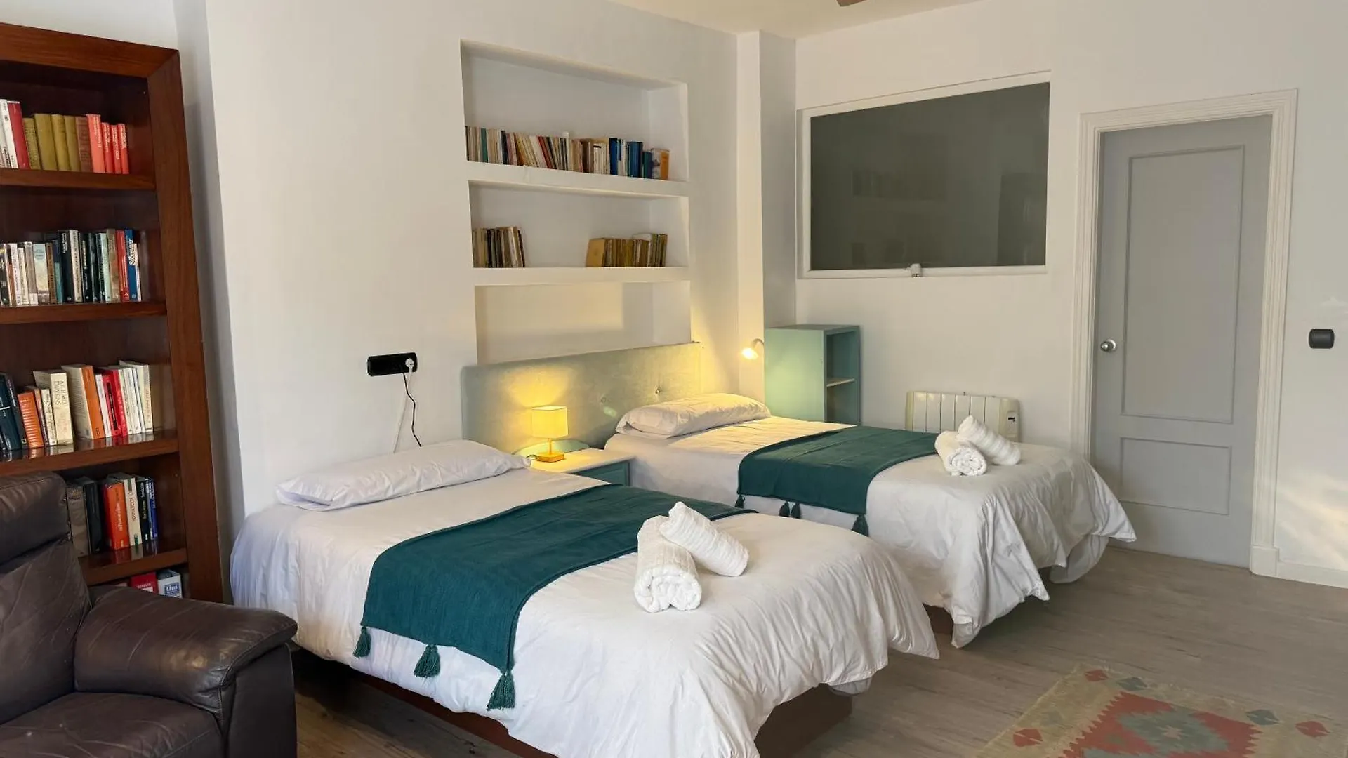 Chalet En La Playa Con Piscina ماربيا إسبانيا