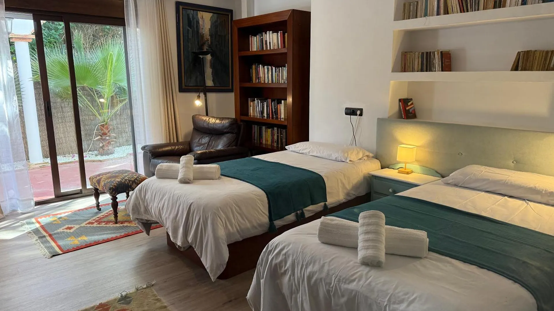 Chalet En La Playa Con Piscina ماربيا 0*,  إسبانيا